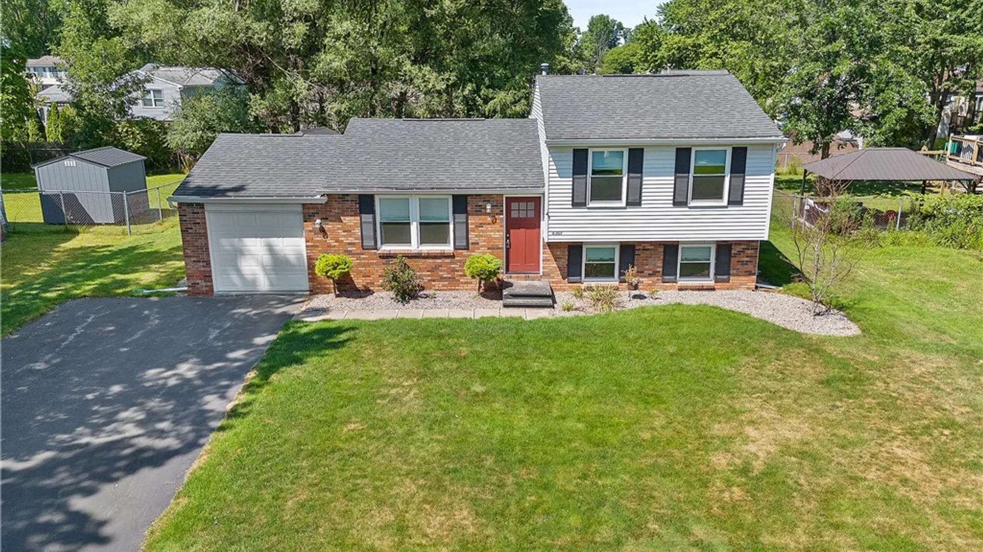Property at 8307 Spicebush, Clay, NY 13090 28