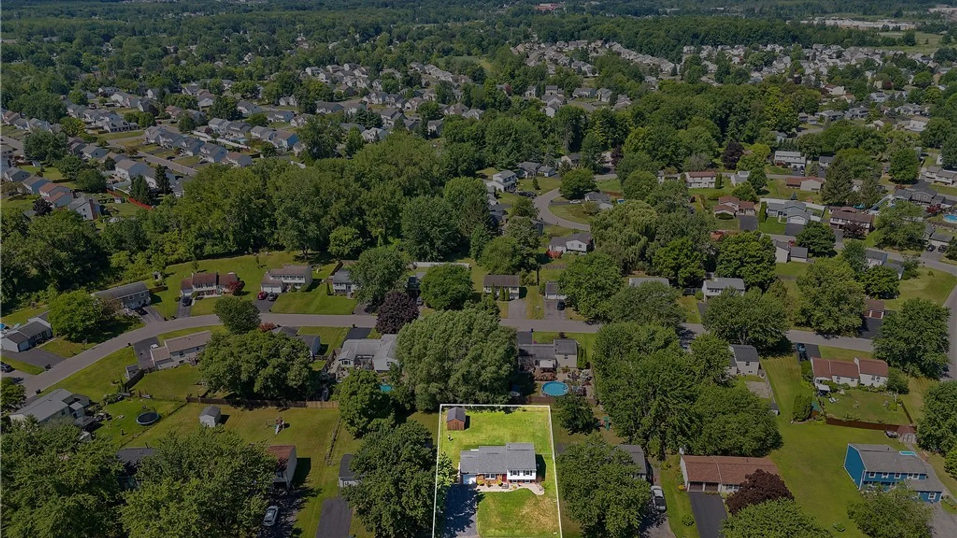 Property at 8307 Spicebush, Clay, NY 13090 35