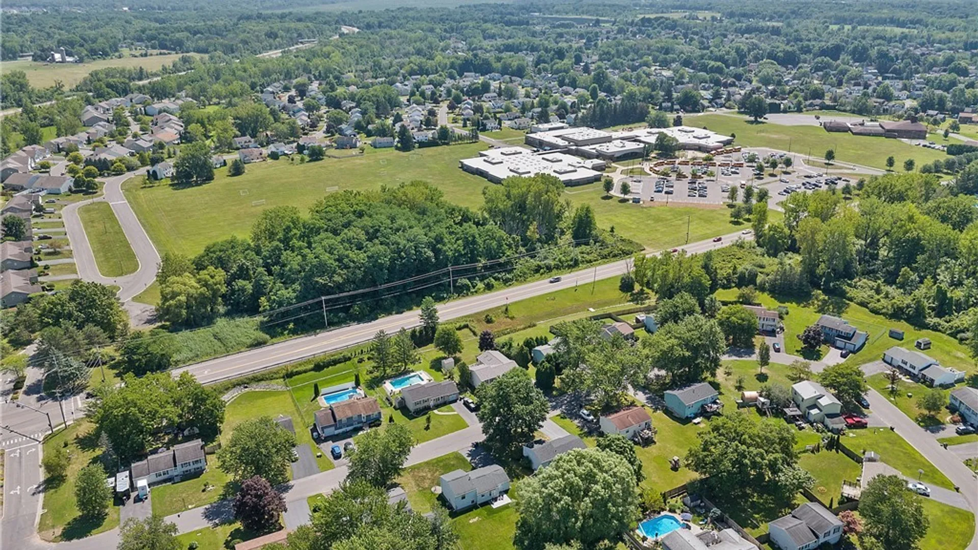 Property at 8307 Spicebush, Clay, NY 13090 36