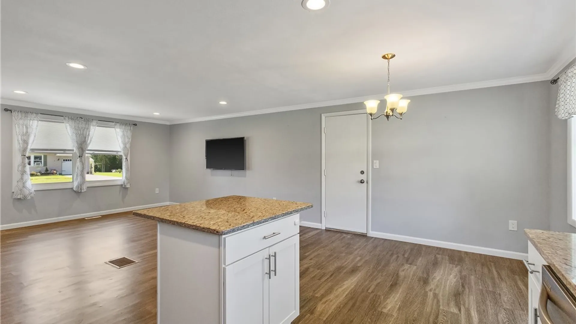 Property at 8307 Spicebush, Clay, NY 13090 9