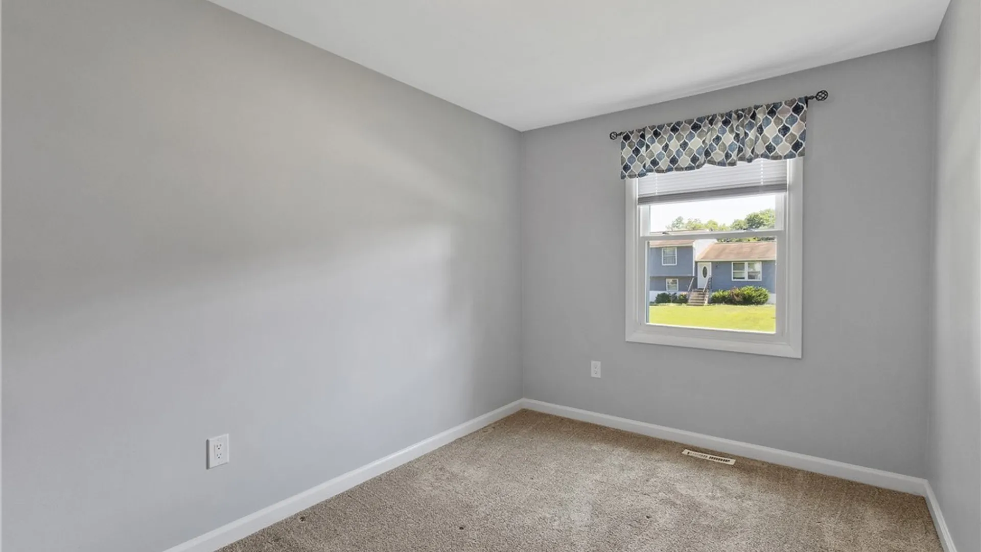 Property at 8307 Spicebush, Clay, NY 13090 17