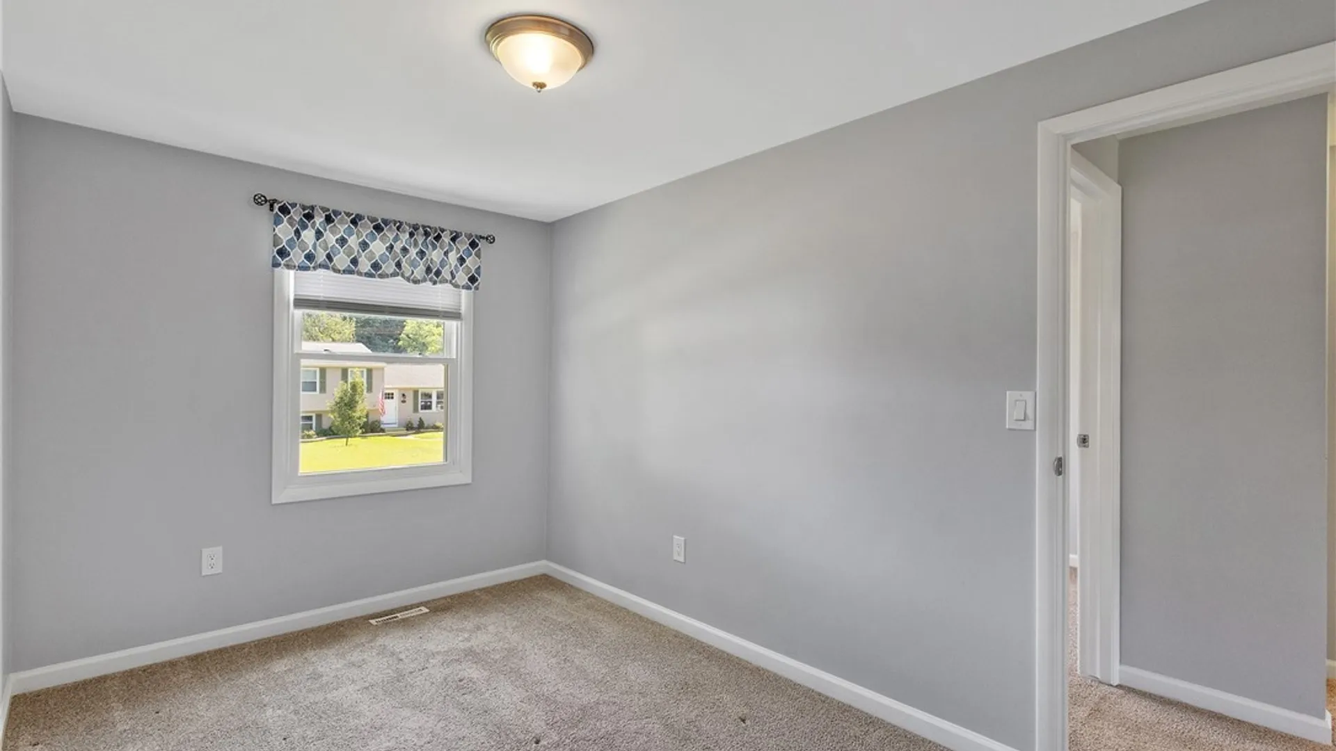 Property at 8307 Spicebush, Clay, NY 13090 18