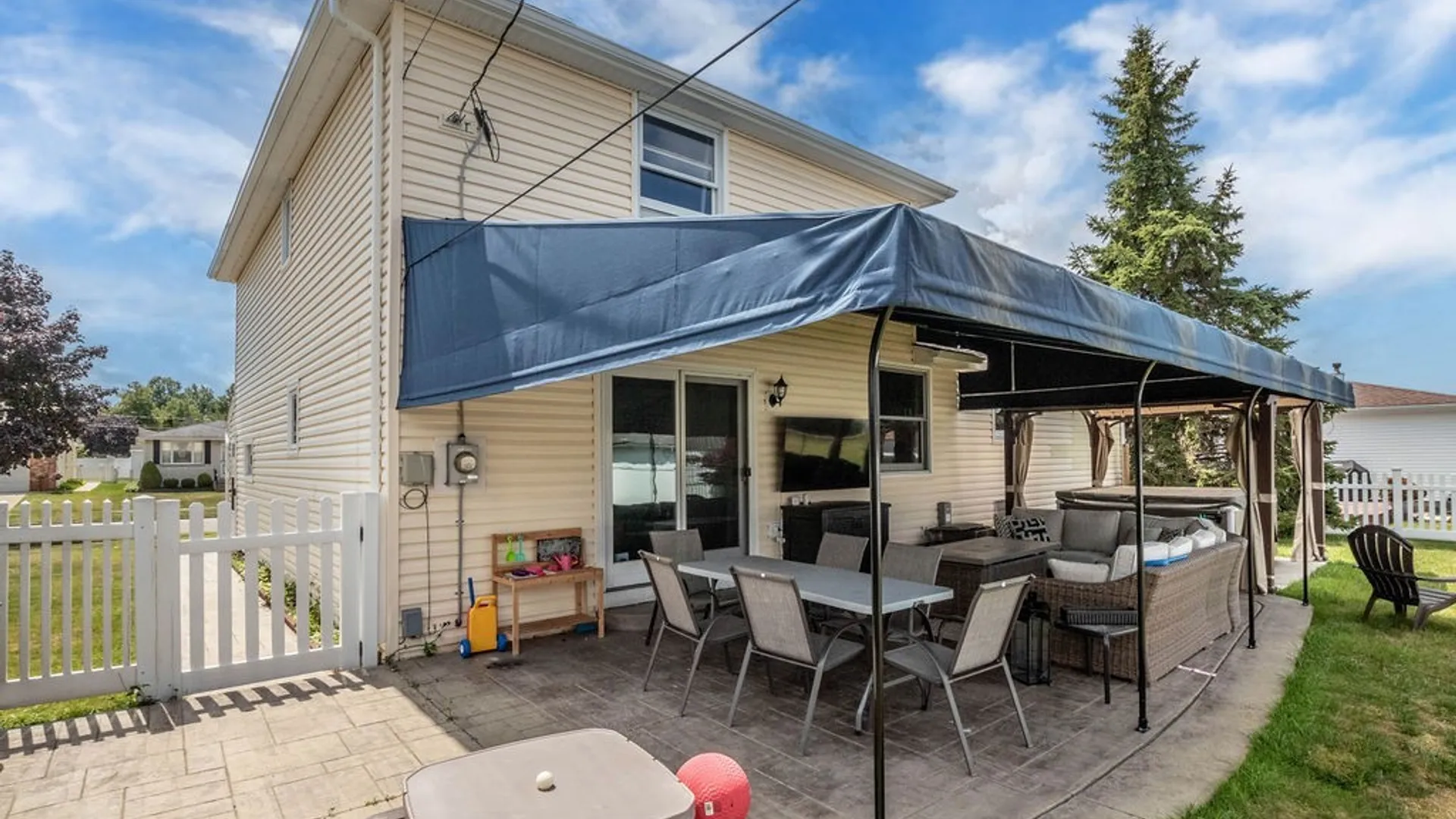 Property at 74 S Transit Hill Drive, Cheektowaga, NY 14043 42