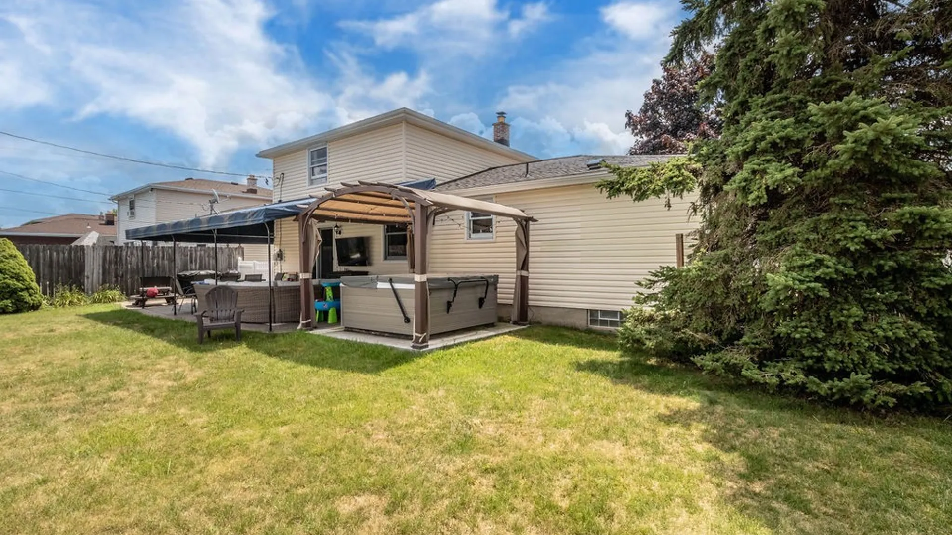 Property at 74 S Transit Hill Drive, Cheektowaga, NY 14043 47