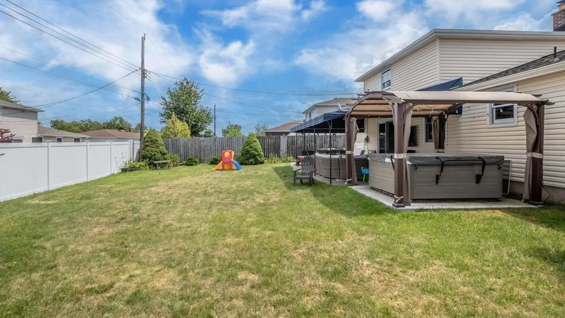 Property at 74 S Transit Hill Drive, Cheektowaga, NY 14043 48