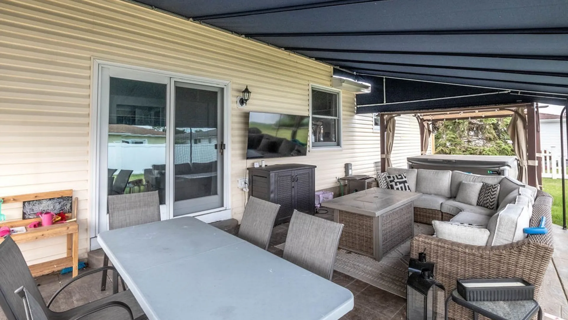 Property at 74 S Transit Hill Drive, Cheektowaga, NY 14043 43