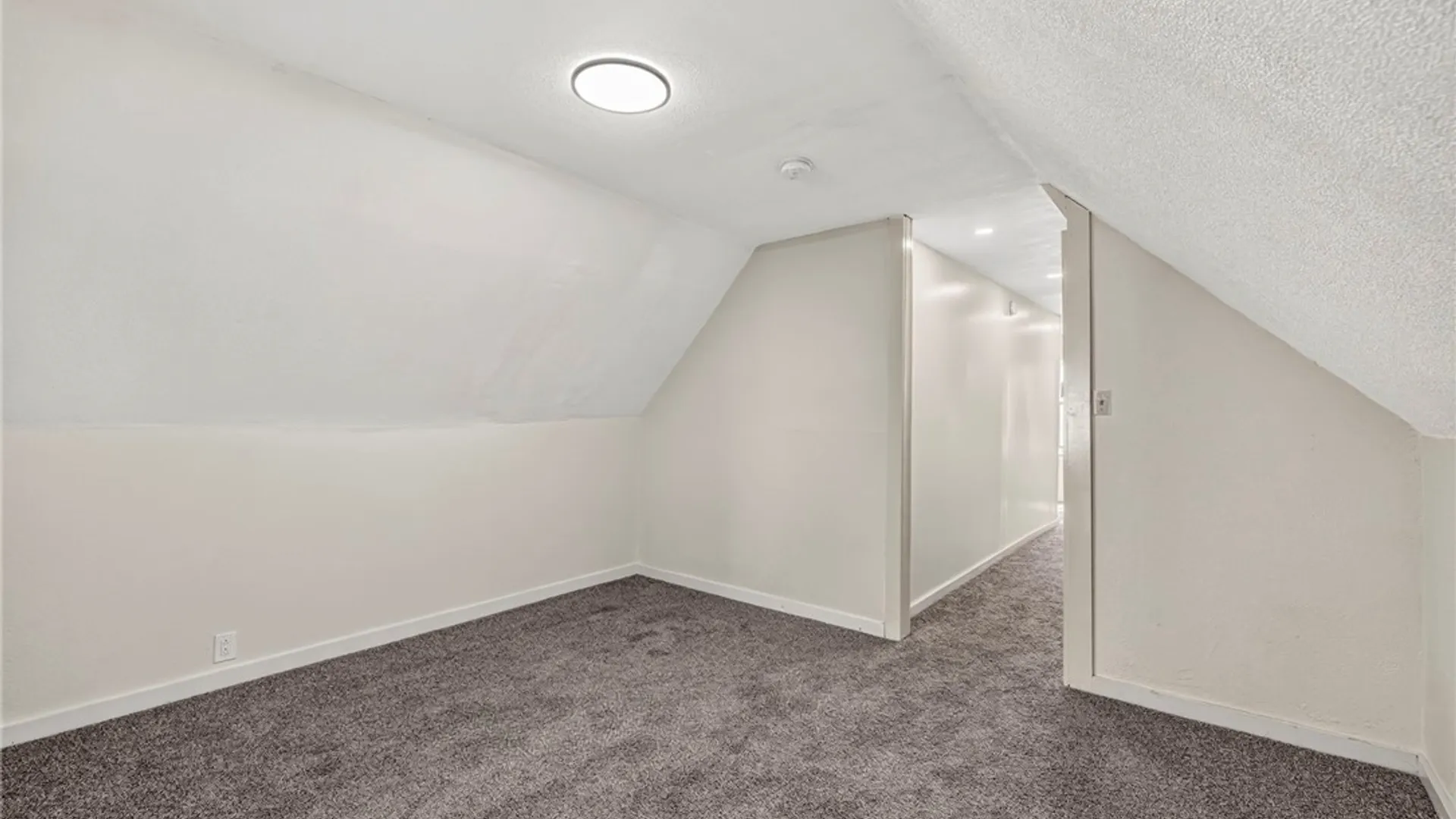 Property at 185 Wakefield Avenue, Buffalo, NY 14214 44