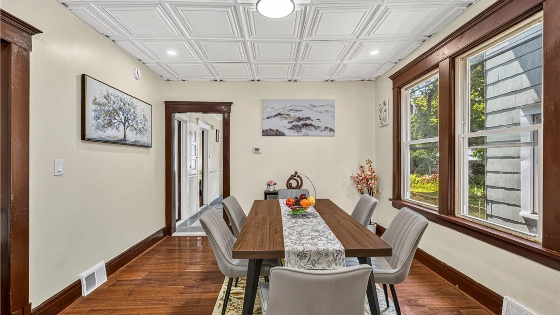 Property at 185 Wakefield Avenue, Buffalo, NY 14214 11