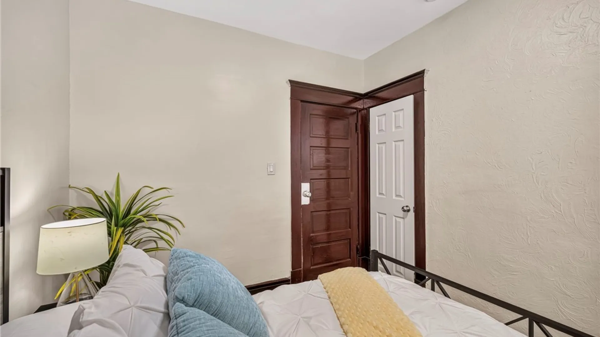 Property at 185 Wakefield Avenue, Buffalo, NY 14214 18