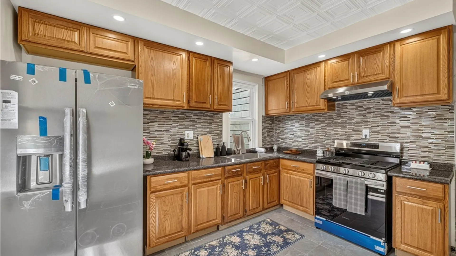 Property at 185 Wakefield Avenue, Buffalo, NY 14214 20