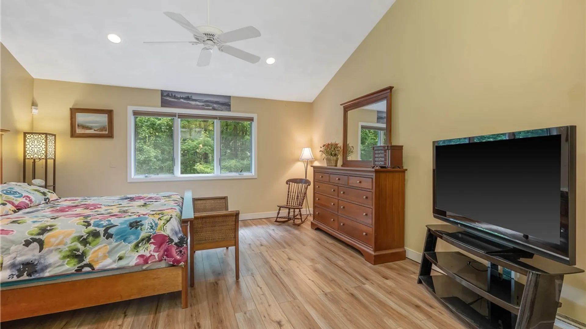 Property at 939 Gillen Drive, Binghamton, NY 13903 16