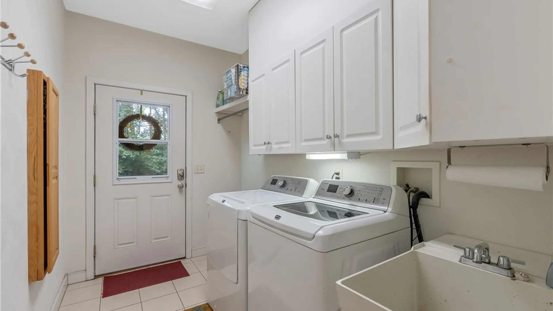Property at 939 Gillen Drive, Binghamton, NY 13903 14