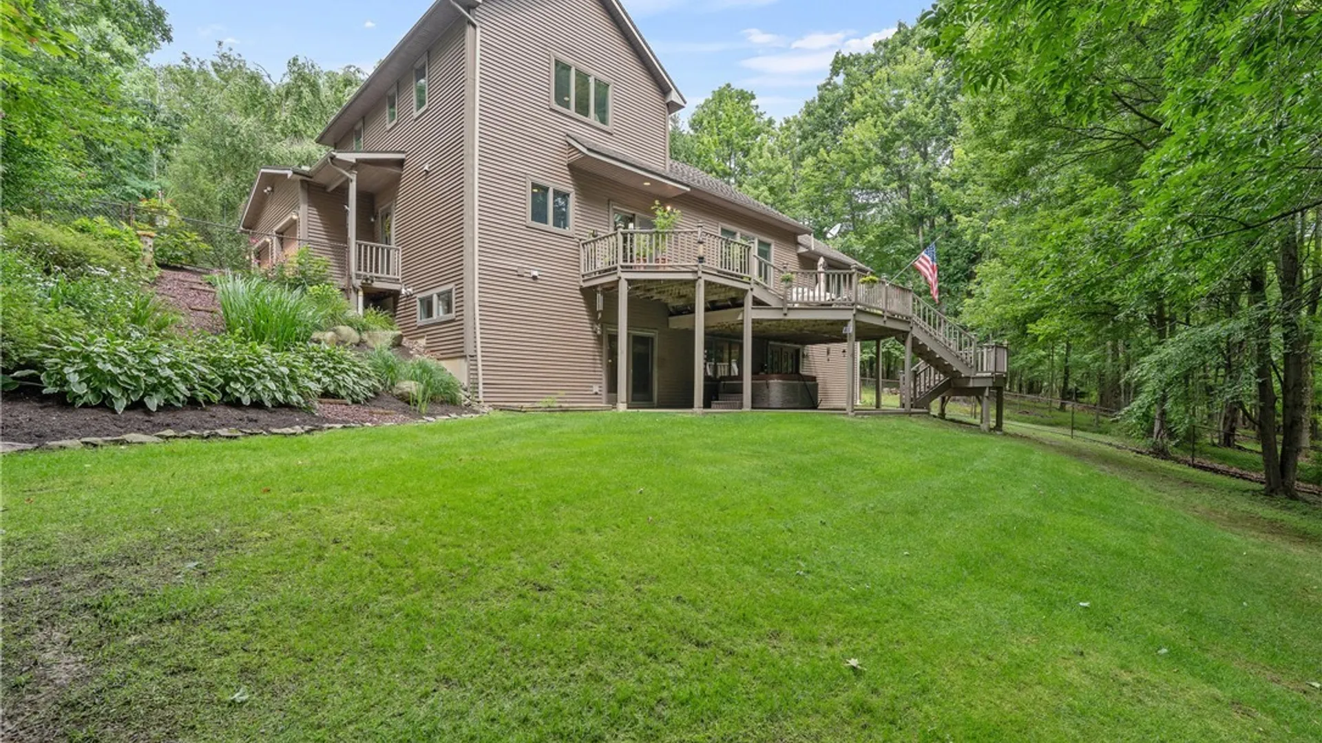 Property at 939 Gillen Drive, Binghamton, NY 13903 30