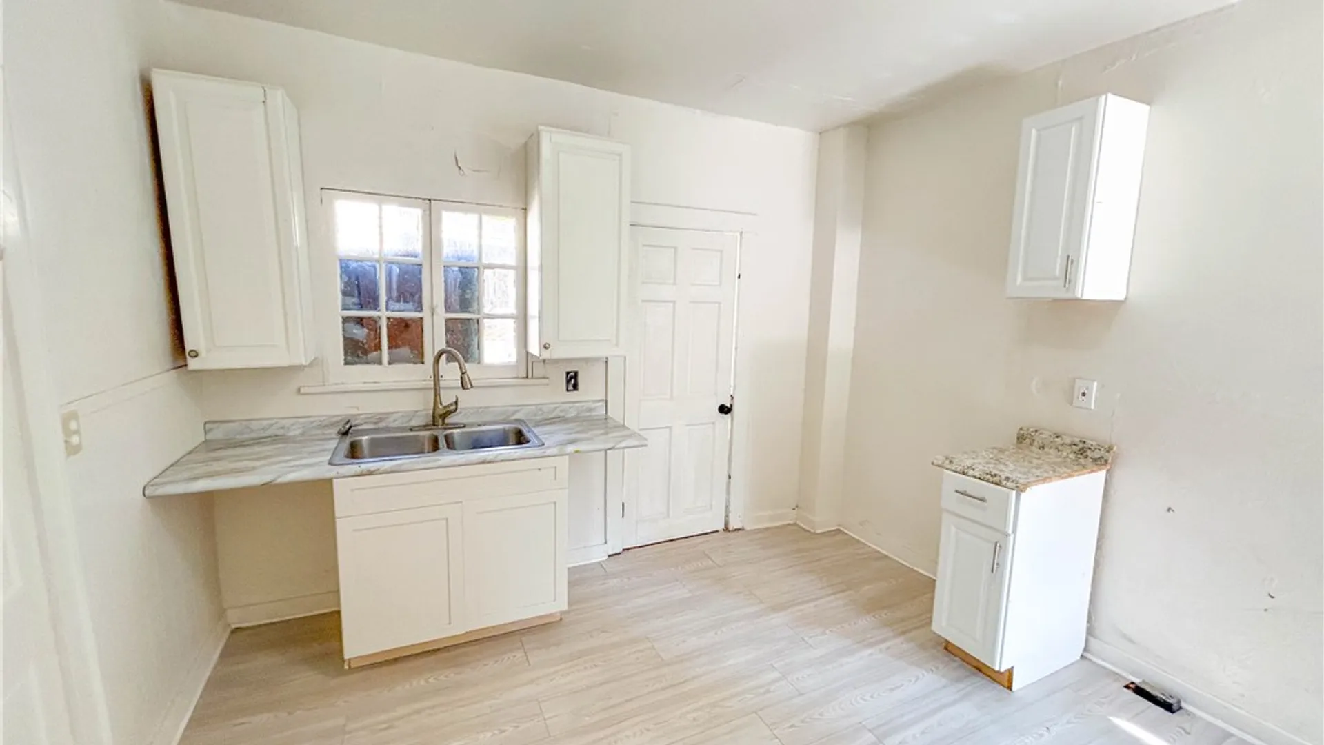 Property at 174 Sherman Street, Rochester, NY 14606 4