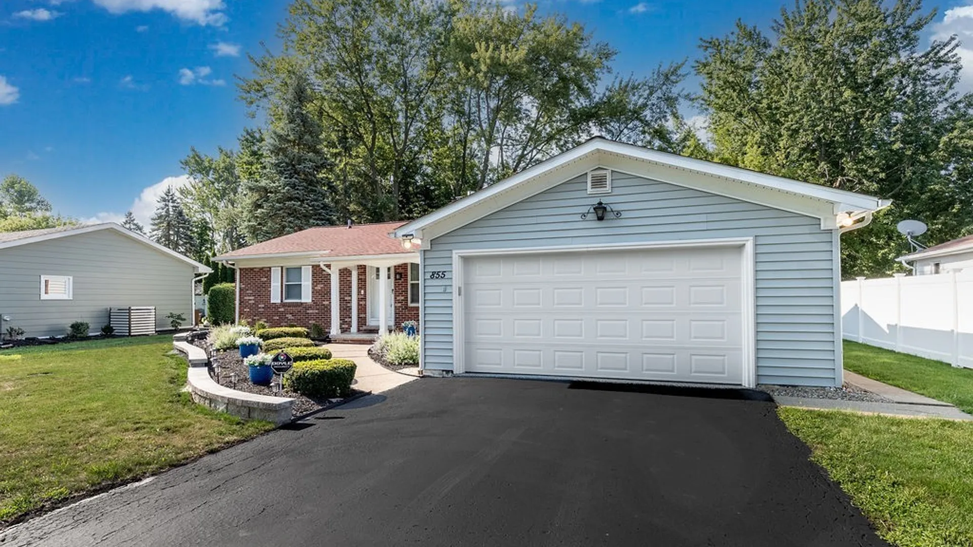 Property at 855 Oxbow Lane, Lewiston, NY 14092 3