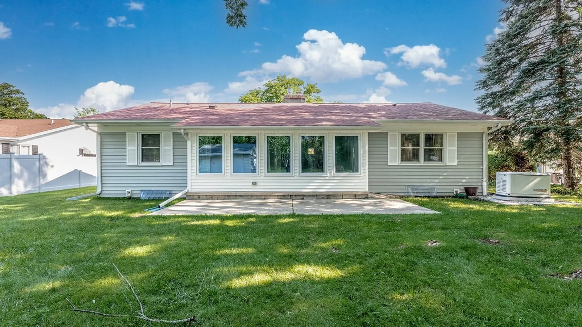 Property at 855 Oxbow Lane, Lewiston, NY 14092 4