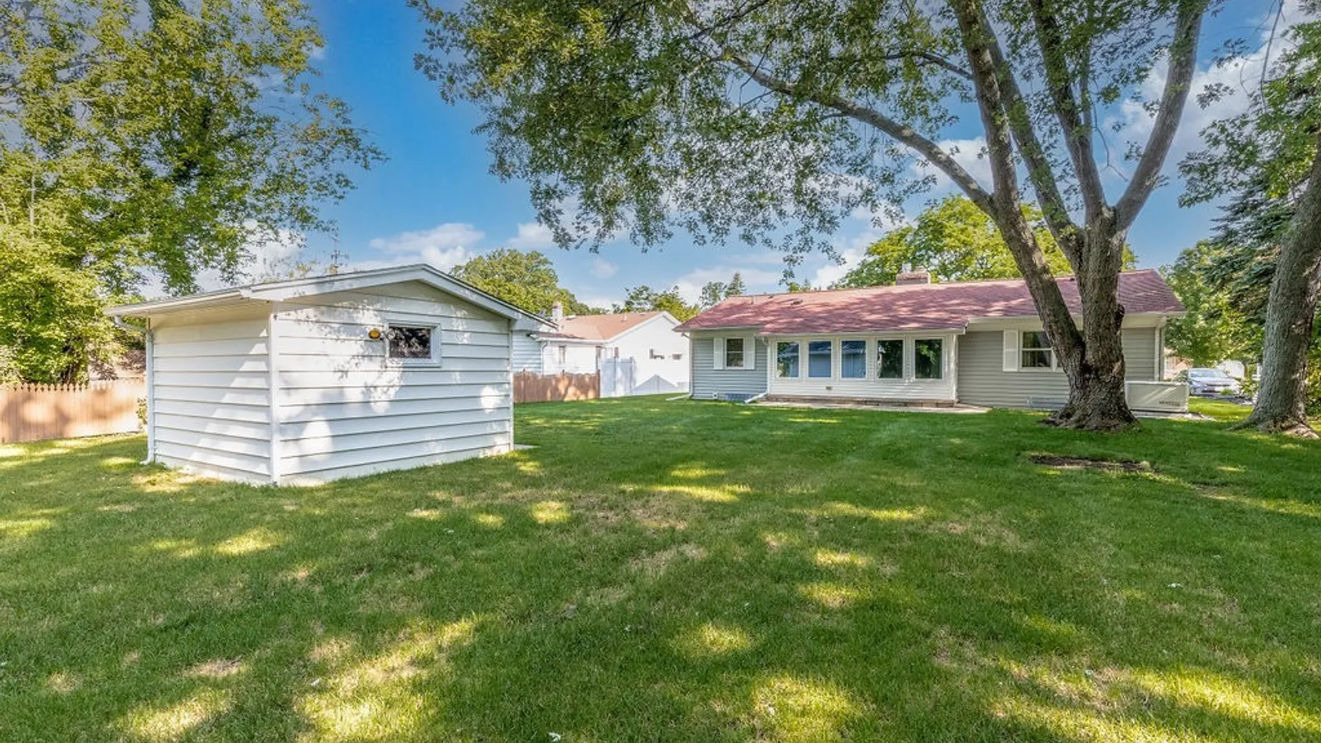 Property at 855 Oxbow Lane, Lewiston, NY 14092 7