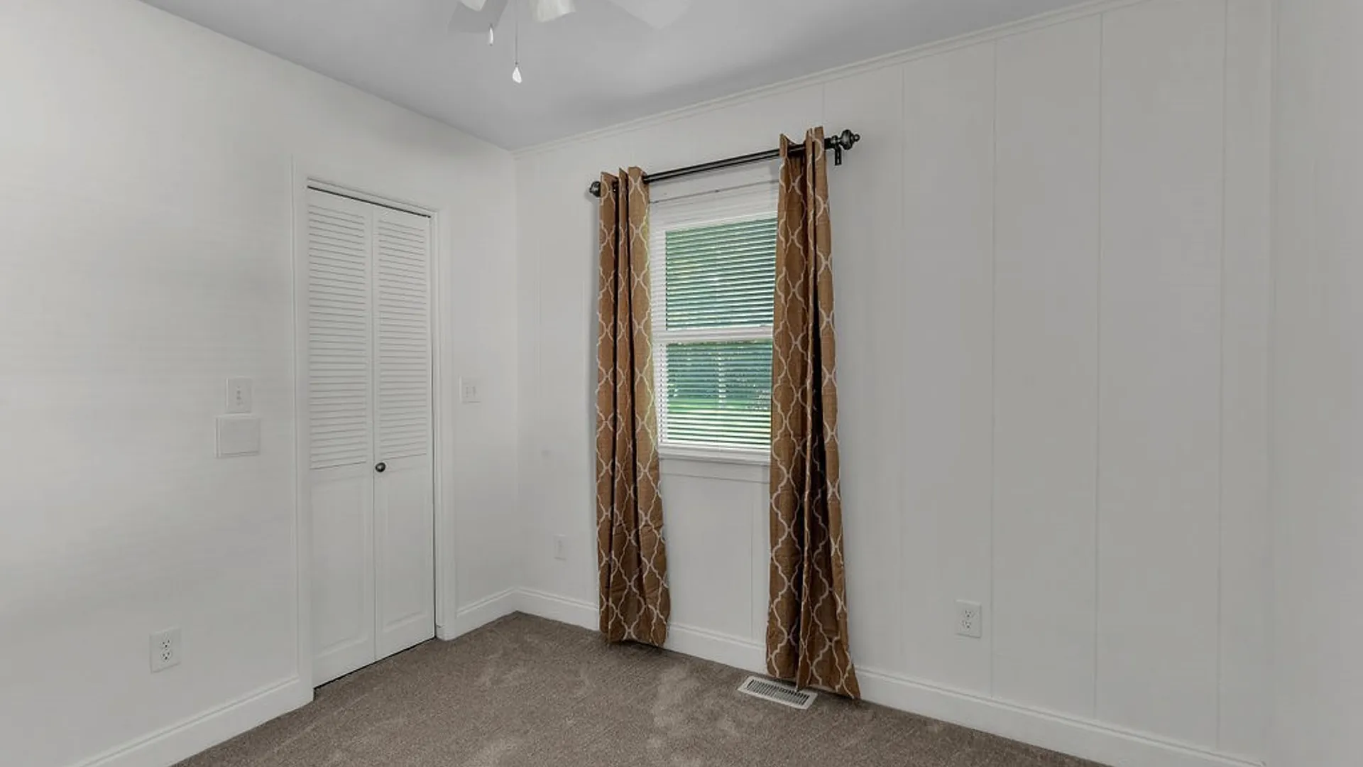 Property at 855 Oxbow Lane, Lewiston, NY 14092 36