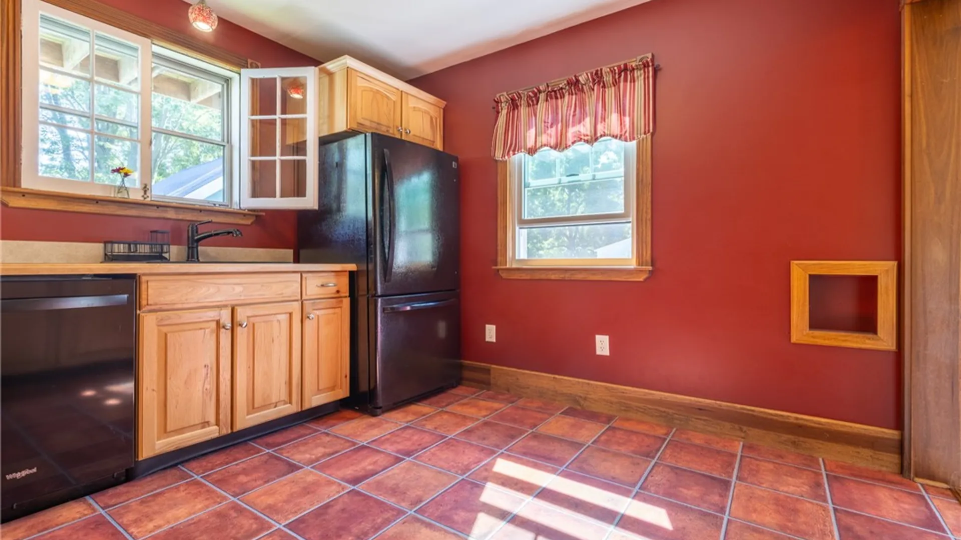 Property at 37 Fuller Avenue, Webster, NY 14580 20