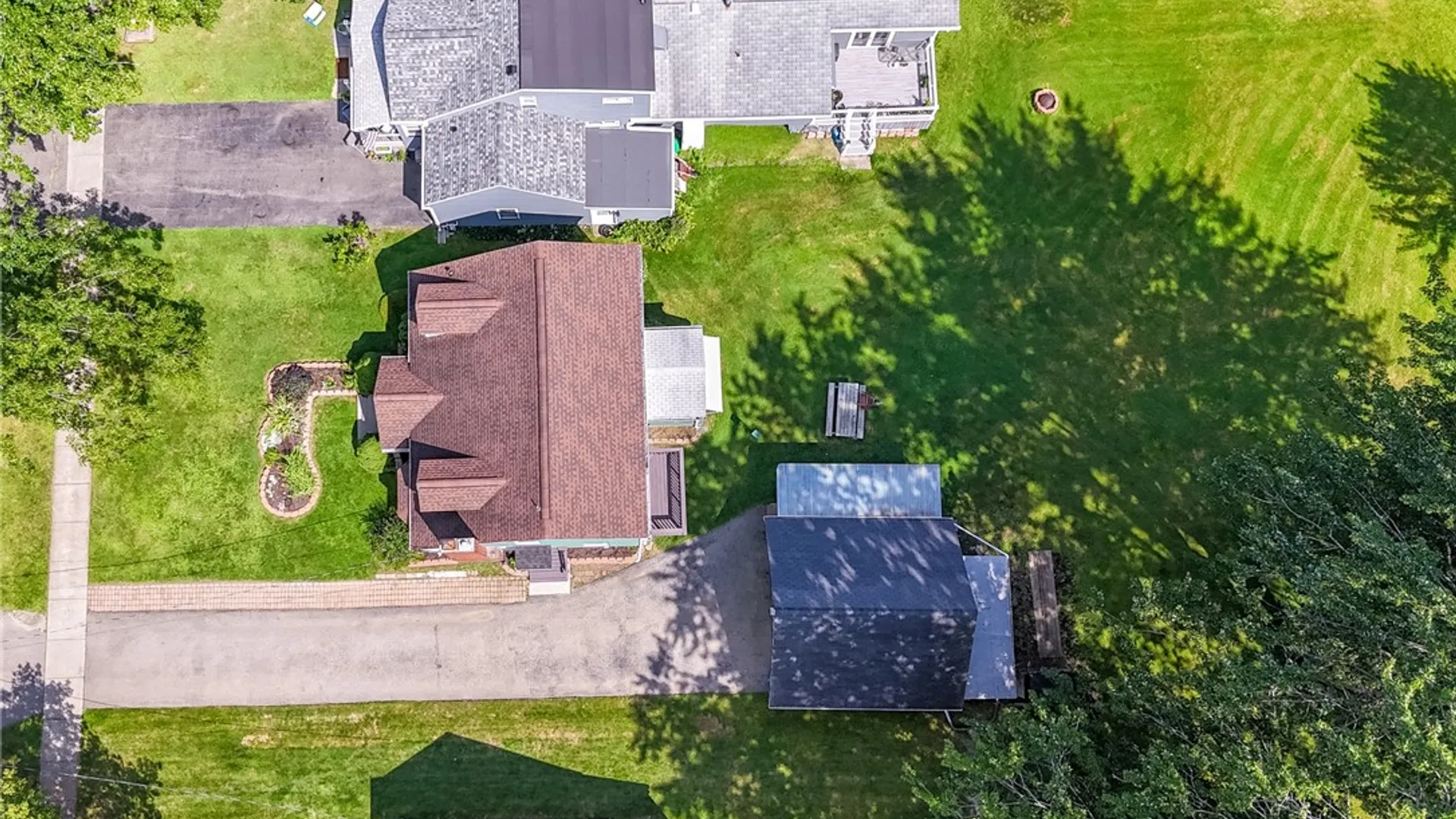 Property at 37 Fuller Avenue, Webster, NY 14580 46
