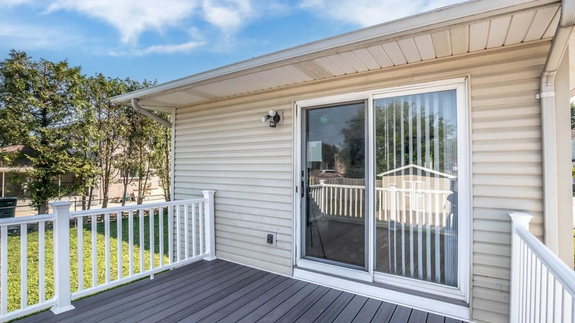 Property at 28 Mead St. - Upper Unit, North Tonawanda, NY 14120 15