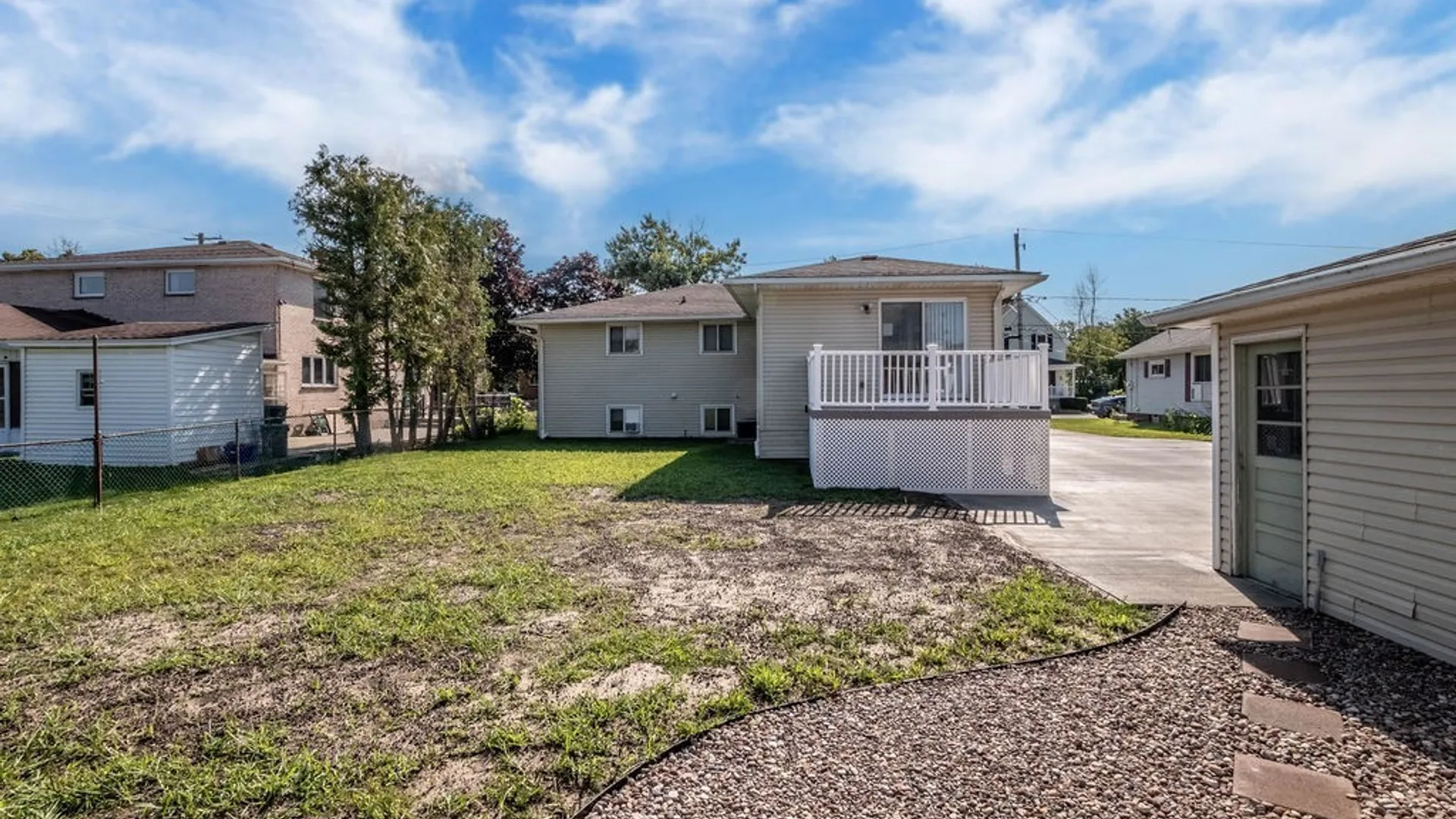 Property at 28 Mead St. - Upper Unit, North Tonawanda, NY 14120 8