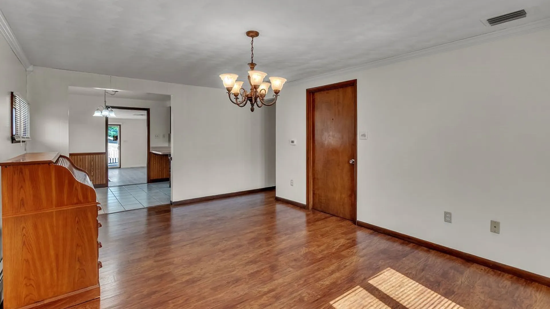 Property at 28 Mead St. - Upper Unit, North Tonawanda, NY 14120 27