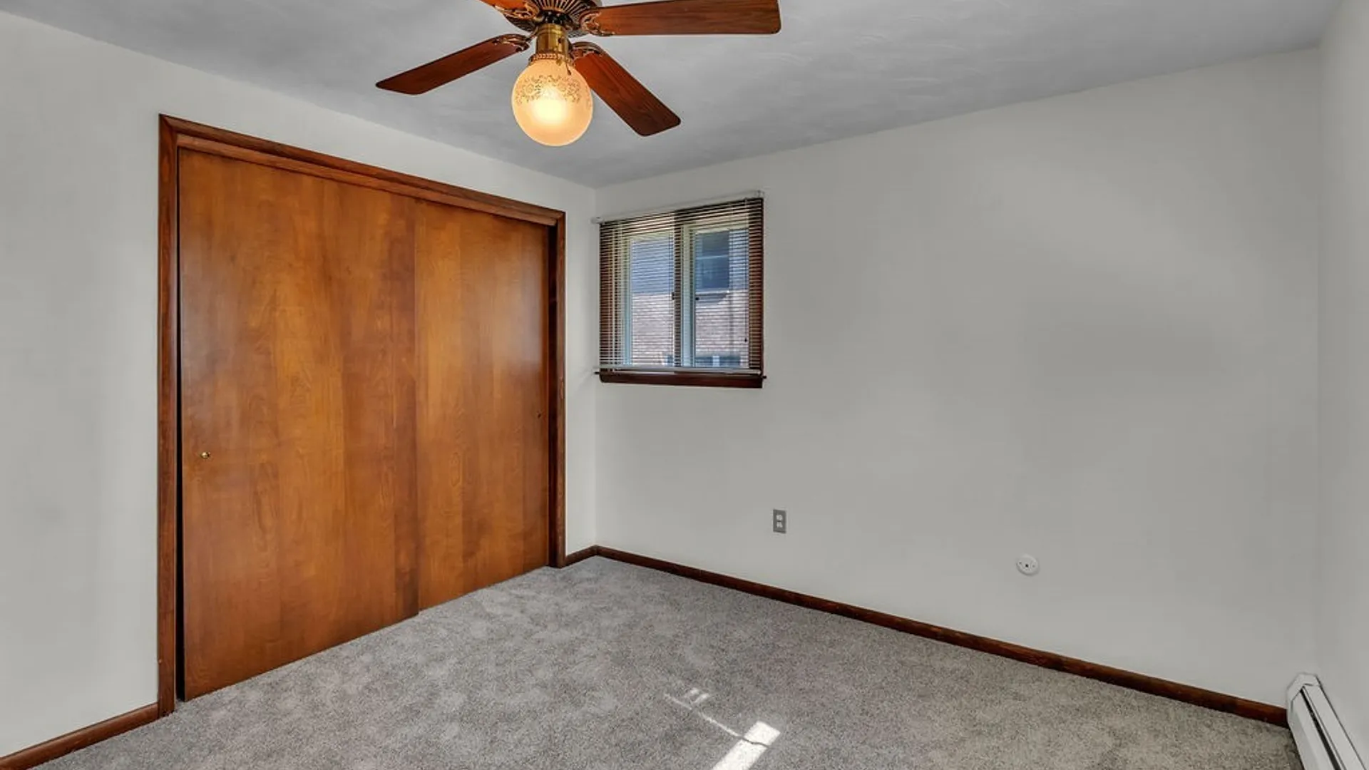 Property at 28 Mead St. - Upper Unit, North Tonawanda, NY 14120 33