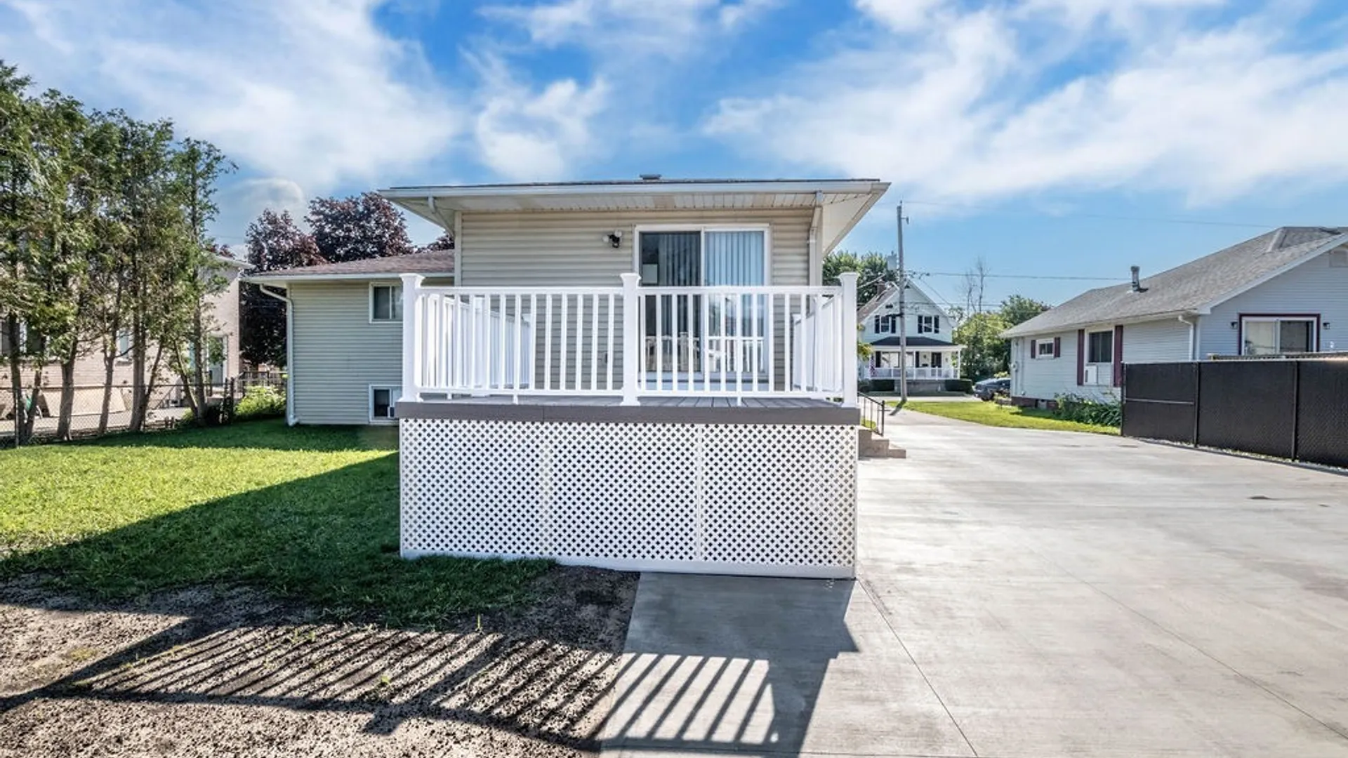 Property at 28 Mead St. - Upper Unit, North Tonawanda, NY 14120 13