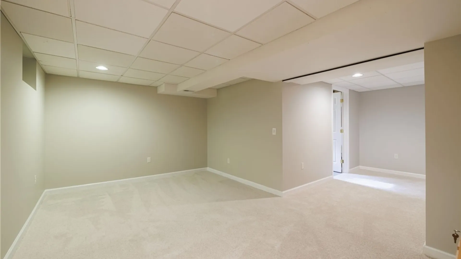 Property at 130 Salzer Heights, Henrietta, NY 14586 28