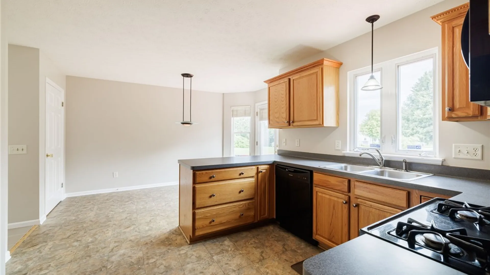 Property at 130 Salzer Heights, Henrietta, NY 14586 10