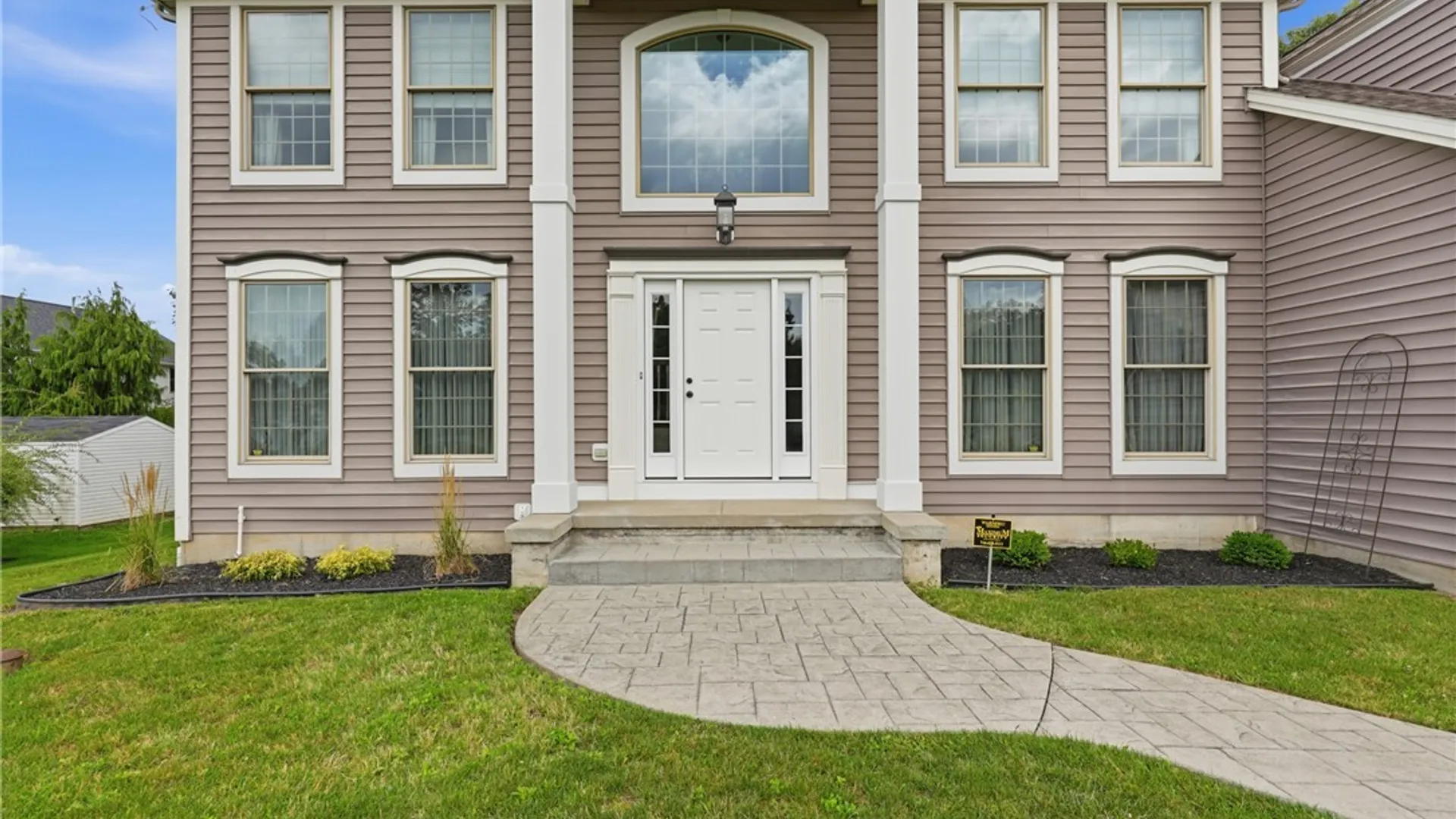 Property at 8304 Silver Fox Court, Clarence, NY 14221 4