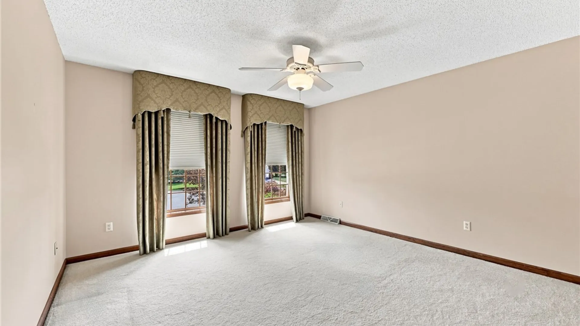 Property at 8304 Silver Fox Court, Clarence, NY 14221 30