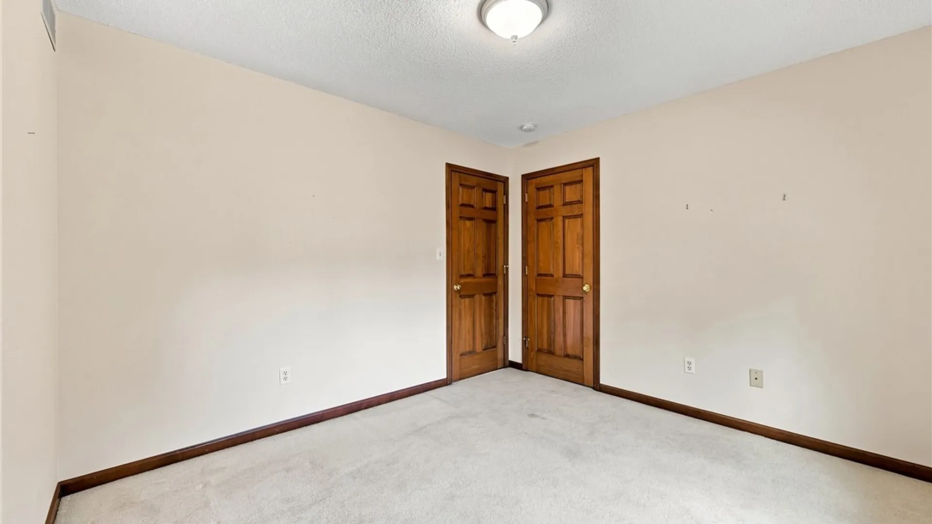 Property at 8304 Silver Fox Court, Clarence, NY 14221 36