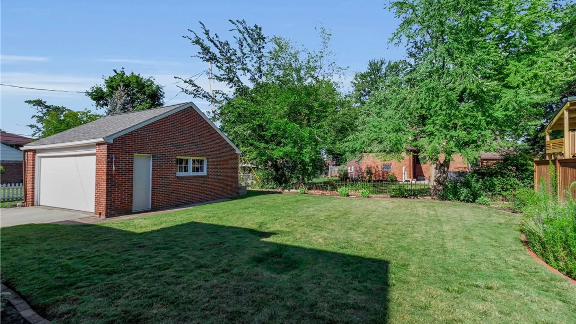 Property at 24 Wilshire Road, Tonawanda, NY 14217 37