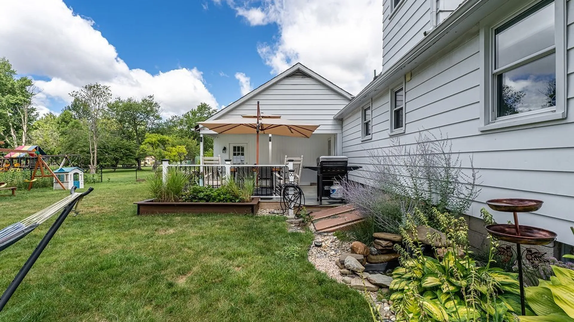 Property at 60 Park Avenue, Cheektowaga, NY 14043 35