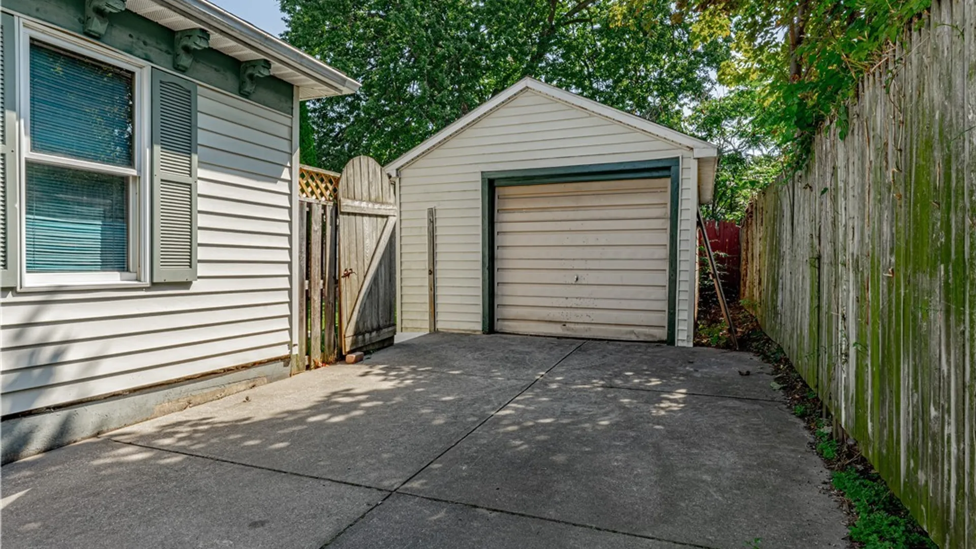 Property at 139 Cottage Street, Lockport City, NY 14094 7