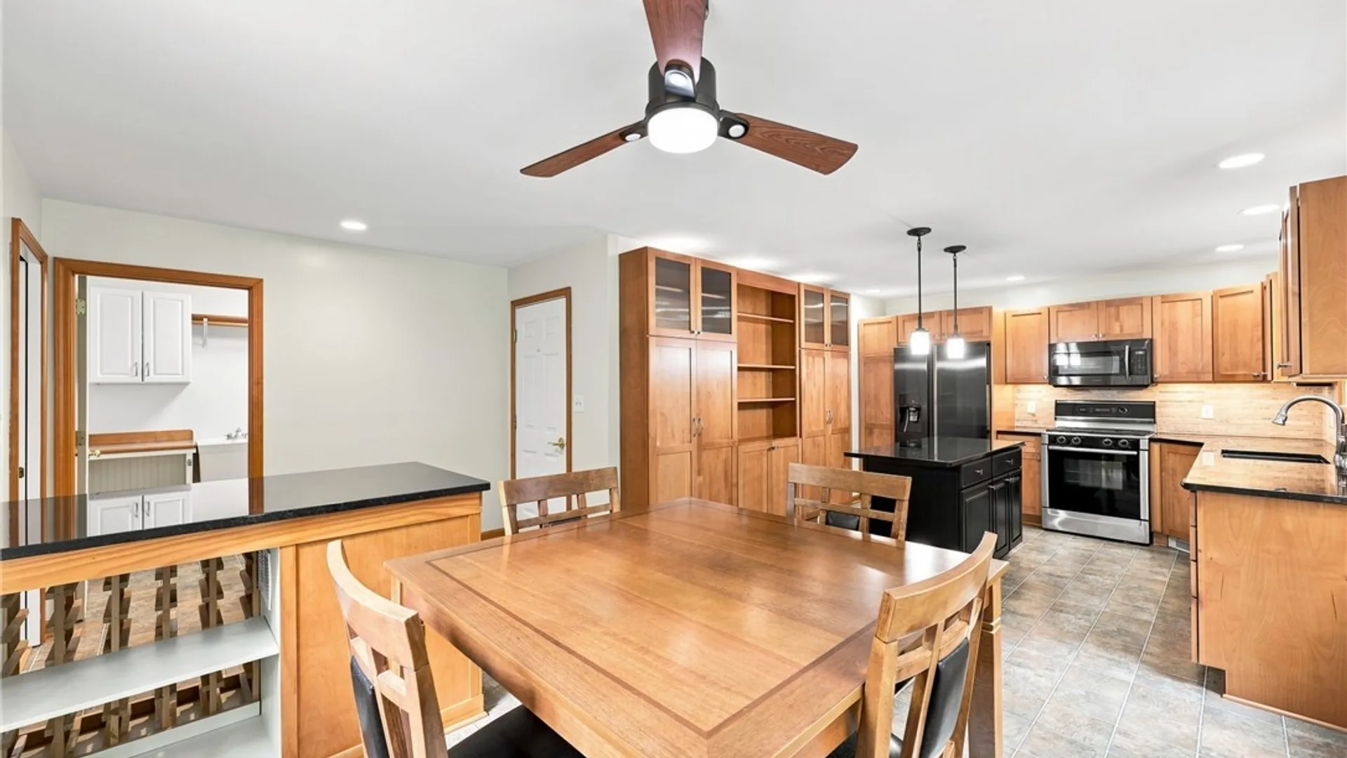 Property at 77 South Lane, Orchard Park, NY 14127 12