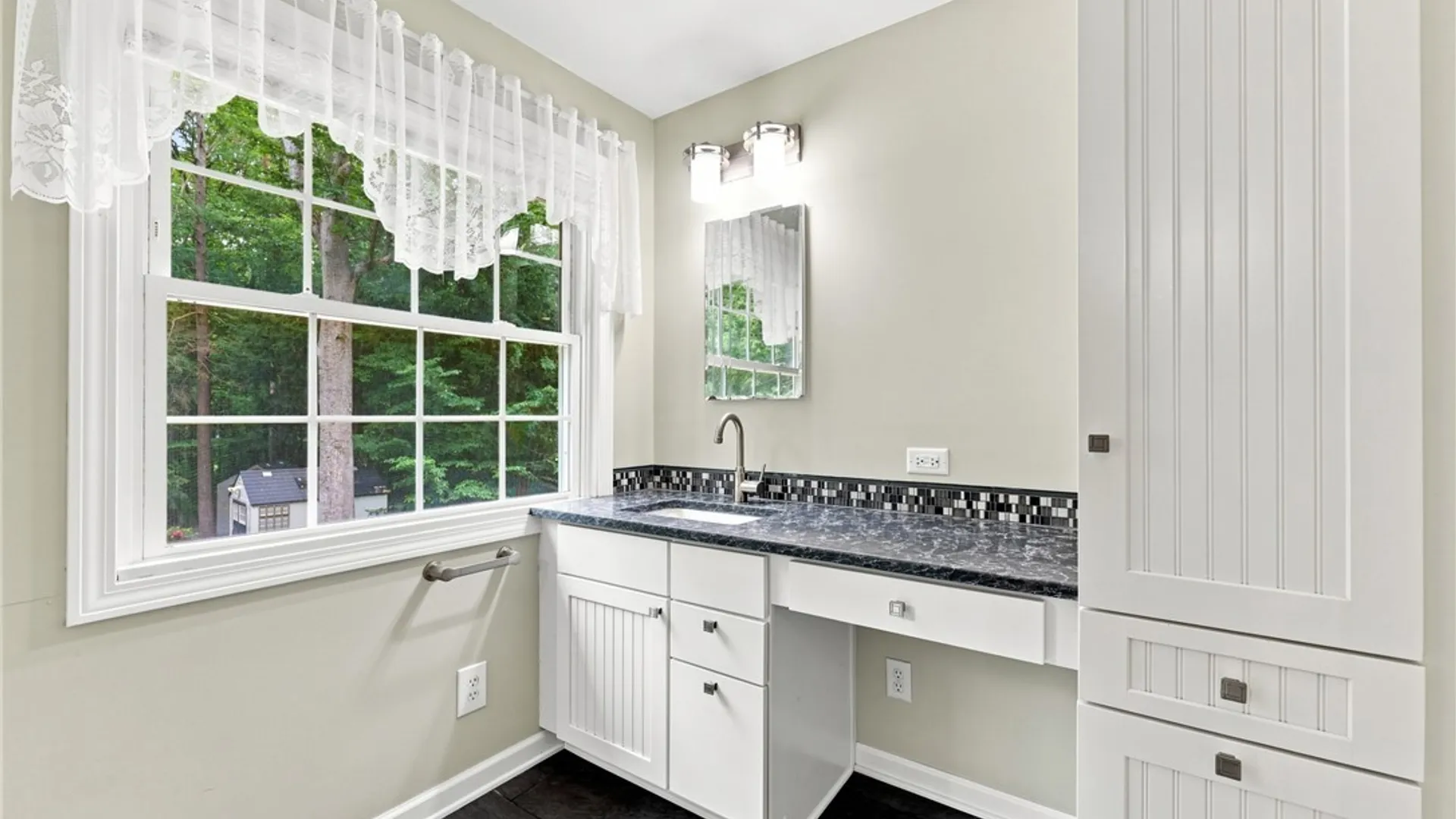 Property at 77 South Lane, Orchard Park, NY 14127 27