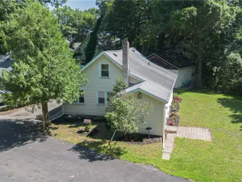 Property at 10 Scenic View Drive, Irondequoit, NY 14622