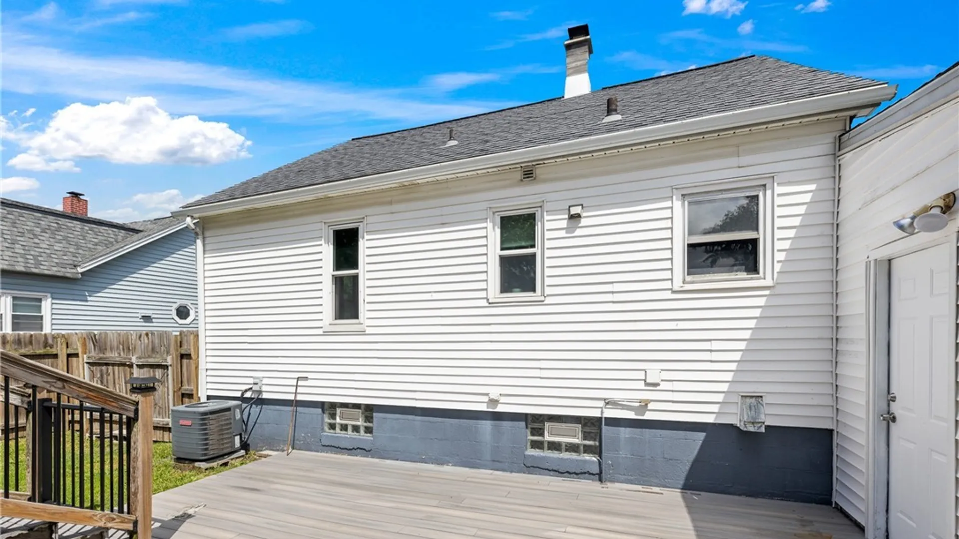 Property at 29 Lenox Street, West Seneca, NY 14224 12