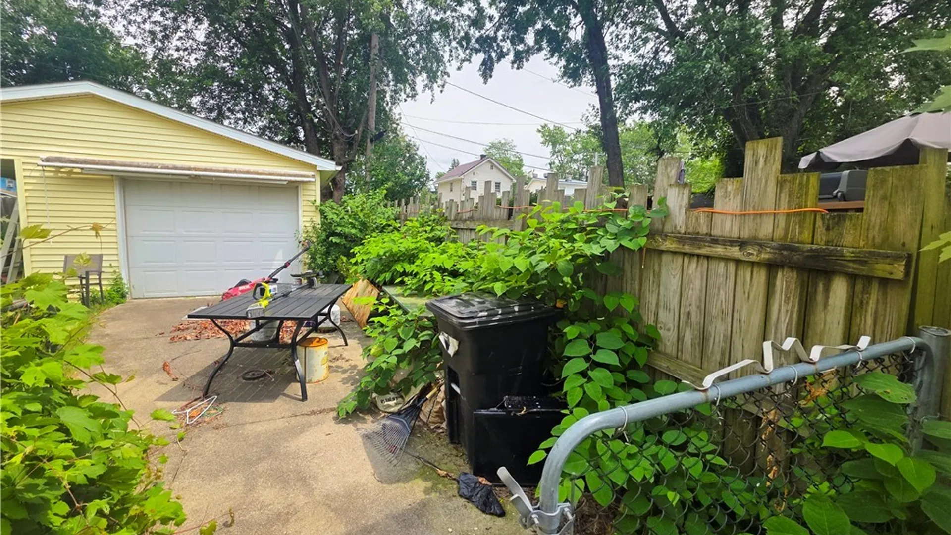 Property at 94 Spruce Street, Lackawanna, NY 14218 4