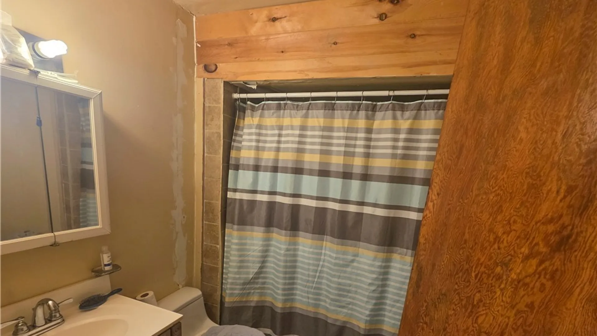 Property at 94 Spruce Street, Lackawanna, NY 14218 5