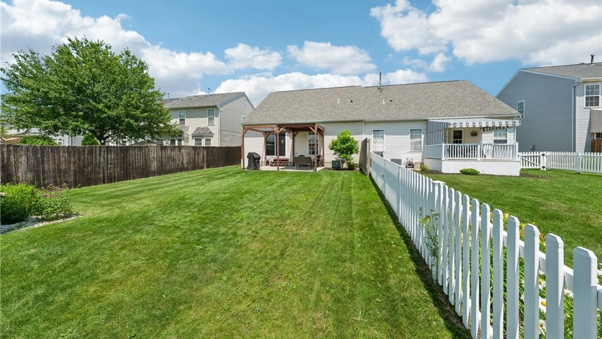 Property at 71 Carla Lane, West Seneca, NY 14224 41