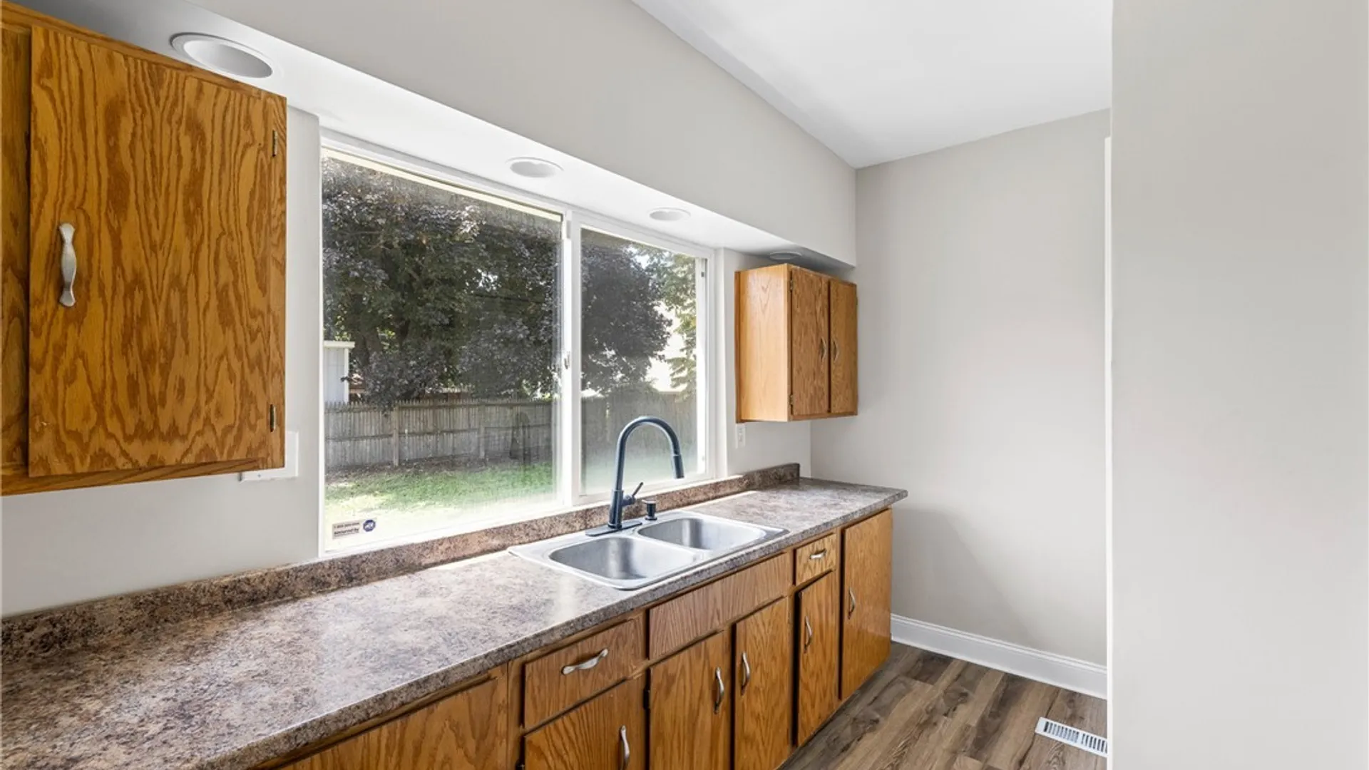 Property at 264 Babcock Street, Buffalo, NY 14210 18