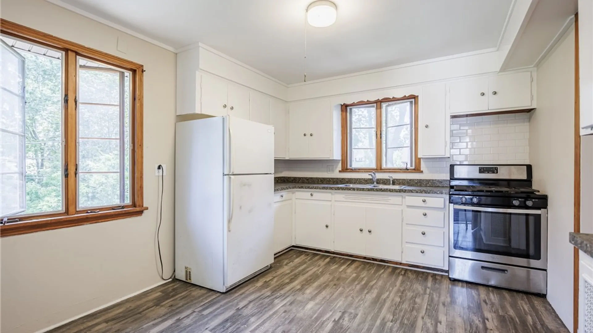 Property at 326 Barrington St, Rochester, NY 14607 11