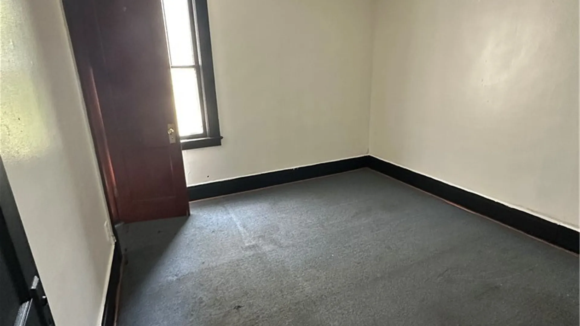 Property at 171 Esser Avenue, Buffalo, NY 14207 10