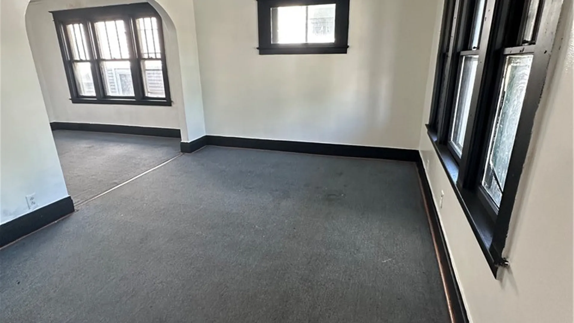 Property at 171 Esser Avenue, Buffalo, NY 14207 6