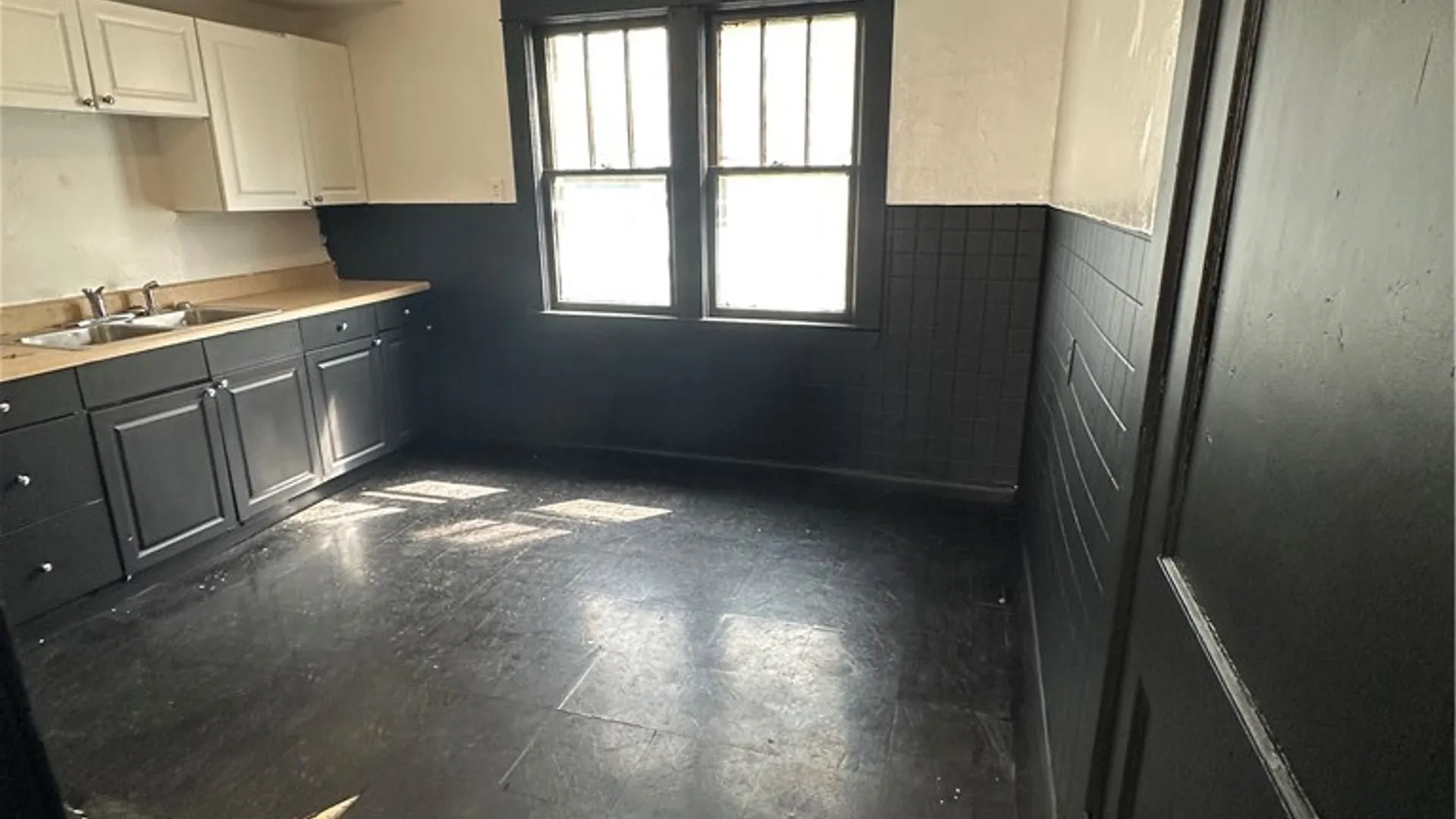 Property at 171 Esser Avenue, Buffalo, NY 14207 8