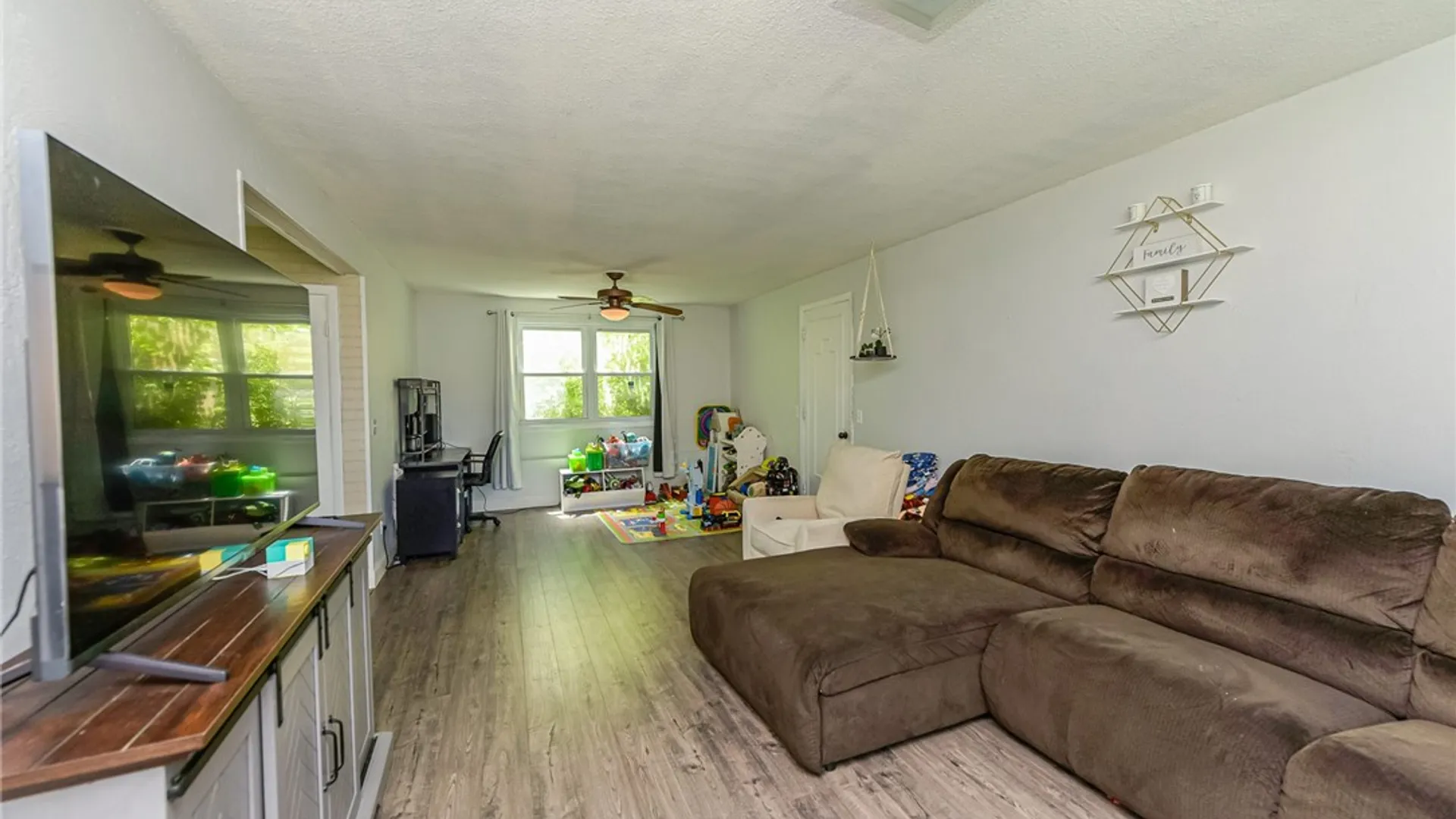 Property at 35 Lee Circle Drive, Greece, NY 14626 16